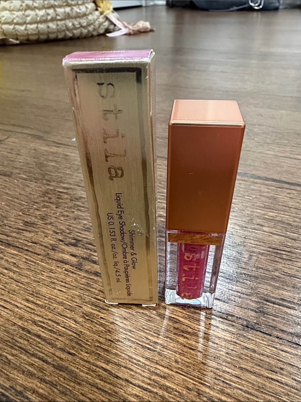 Stila Shimmer & Glow Liquid Eye Shadow - Daring